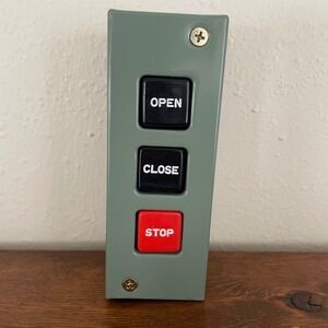 OPEN, CLOSE + STOP Control Station PBS-3 MMTC Pushbutton Switch Eastern Motor